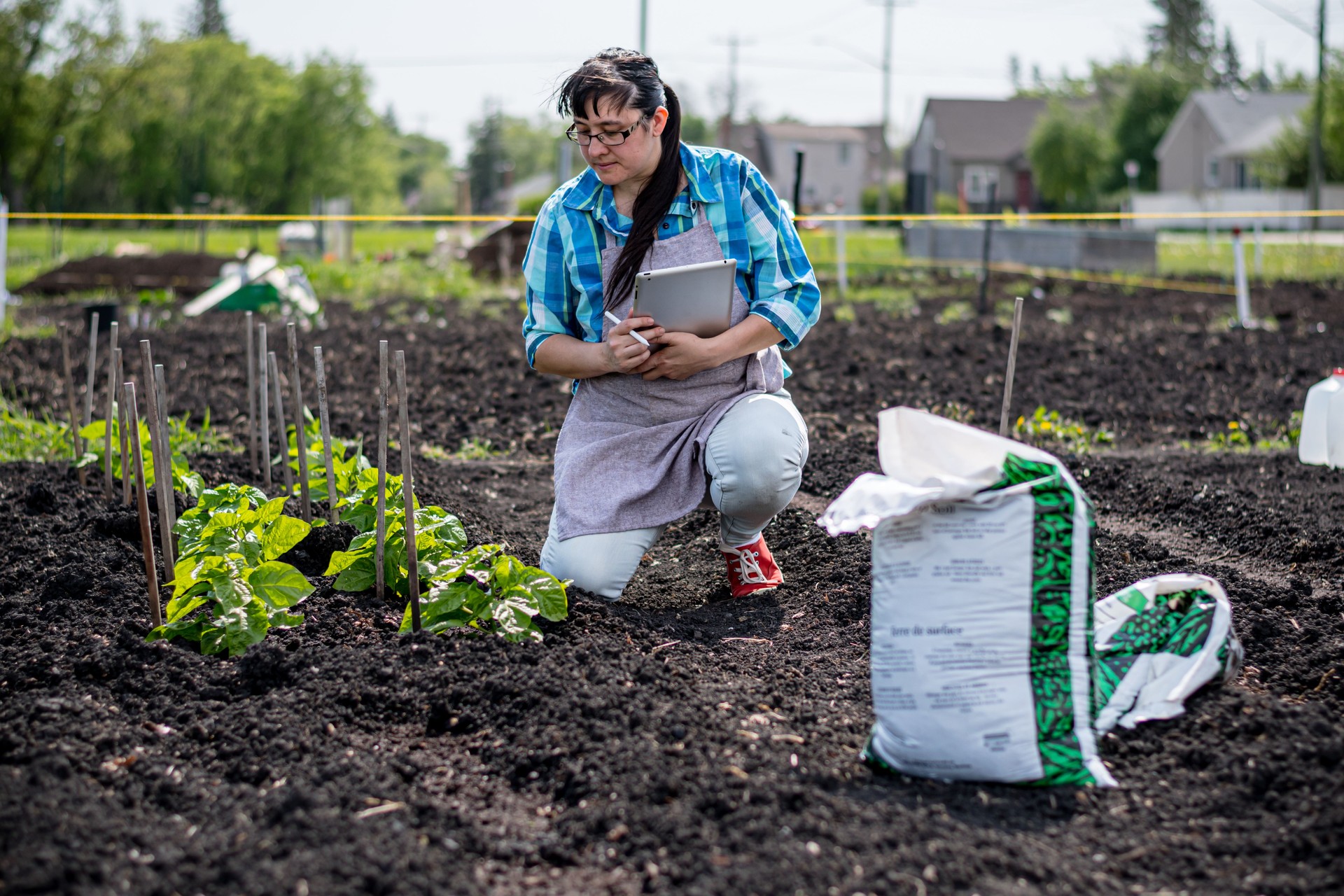 A Dedicated Gardener Embraces Technology in the Field